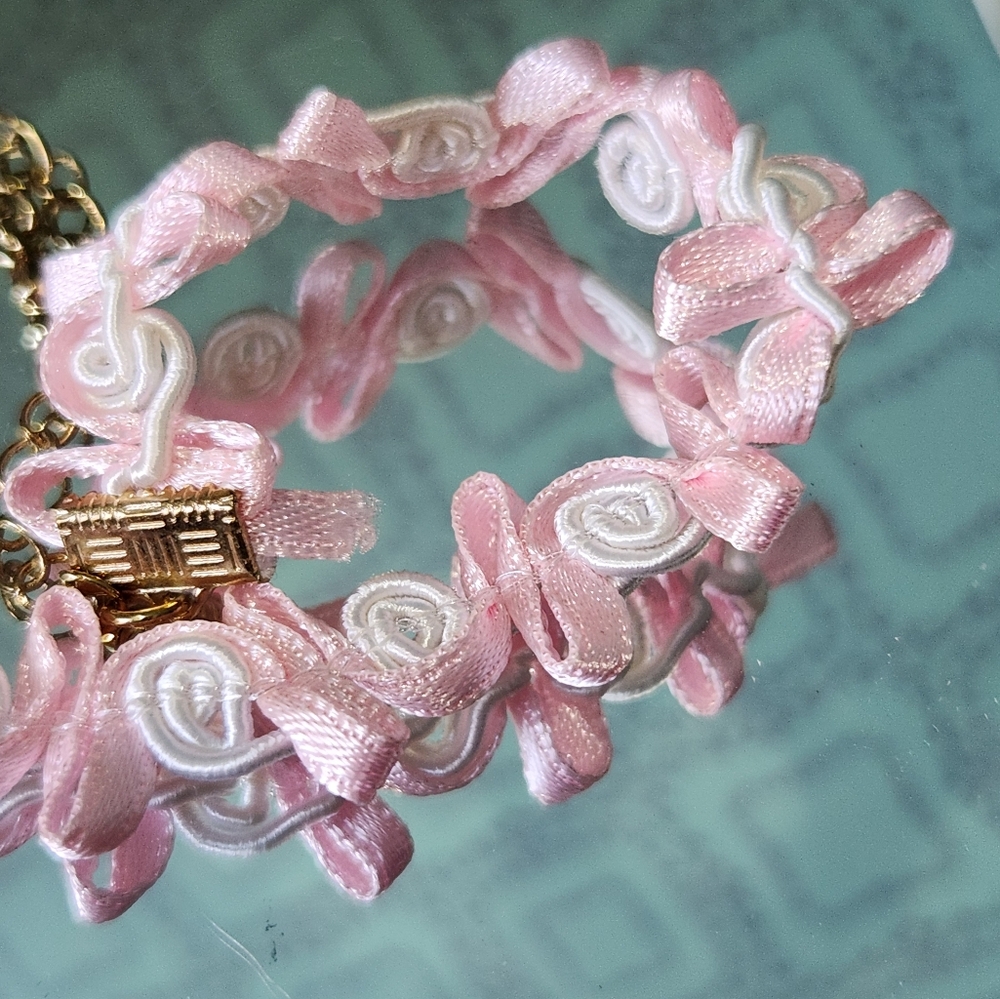 Lace bracelet